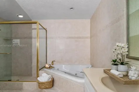 2305 Saint Andrews Road Hollywood FL 33021