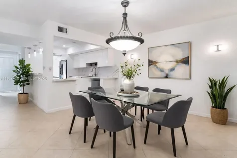 2305 Saint Andrews Road Hollywood FL 33021