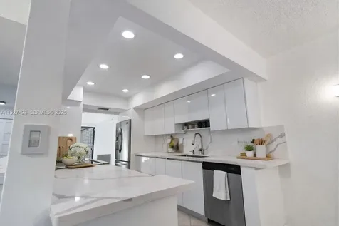 2305 Saint Andrews Road Hollywood FL 33021