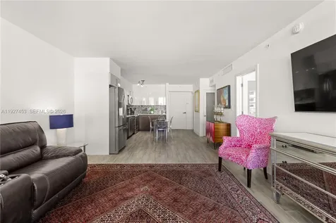 100 Lincoln Road Miami Beach FL 33139
