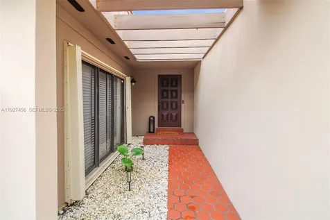 10629 SW 74th Terrace Miami FL 33173