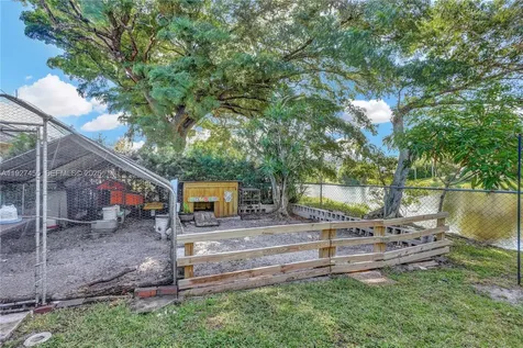 8674 SW 50th Street Cooper City FL 33328
