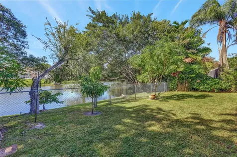 8674 SW 50th Street Cooper City FL 33328