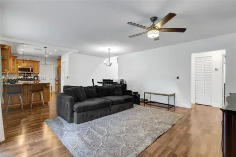 8674 SW 50th Street Cooper City FL 33328