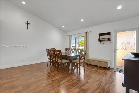 8674 SW 50th Street Cooper City FL 33328