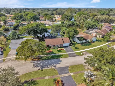 8674 SW 50th Street Cooper City FL 33328