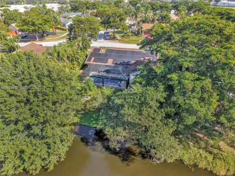 8674 SW 50th Street Cooper City FL 33328