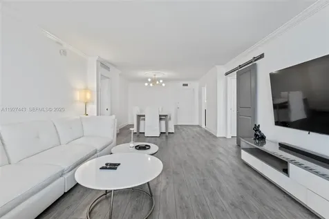 3140 S Ocean Drive Hallandale Beach FL 33009