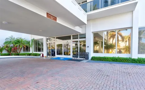 3140 S Ocean Drive Hallandale Beach FL 33009