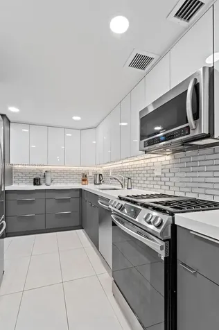 3140 S Ocean Drive Hallandale Beach FL 33009