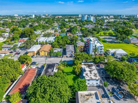 1872 NW 24th Street Miami FL 33142