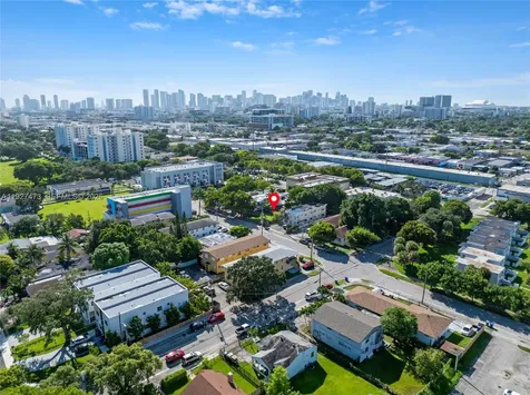 1872 NW 24th Street Miami FL 33142