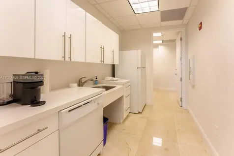 1200 Brickell Avenue Miami FL 33131