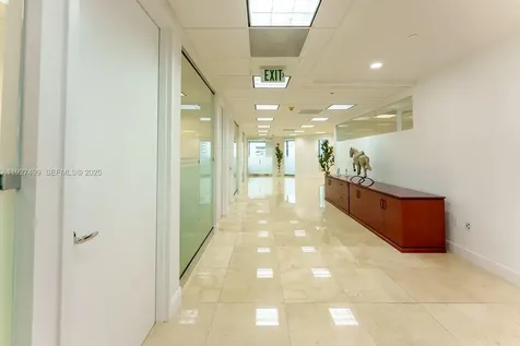 1200 Brickell Avenue Miami FL 33131