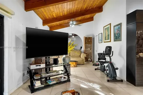 2669 S Parkview Drive Hallandale Beach FL 33009