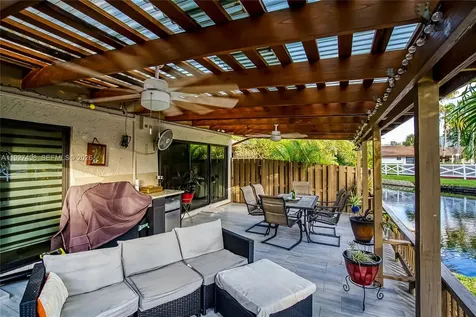 2669 S Parkview Drive Hallandale Beach FL 33009