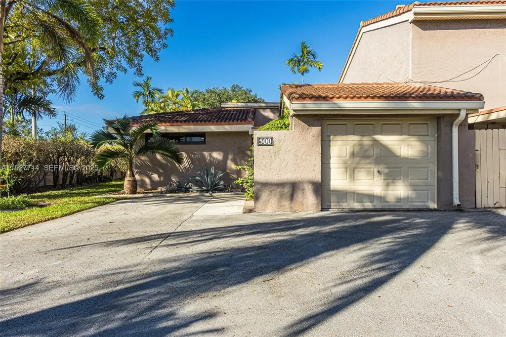 500 Bonnie Brae Way Hollywood FL 33021