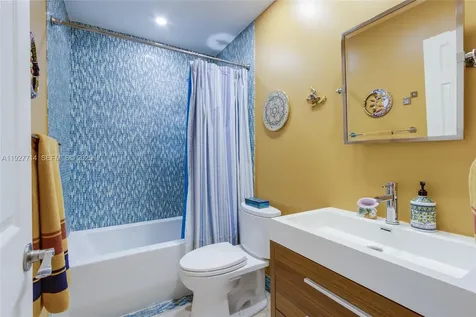 500 Bonnie Brae Way Hollywood FL 33021