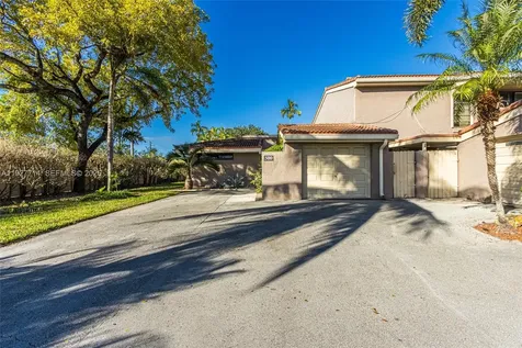 500 Bonnie Brae Way Hollywood FL 33021
