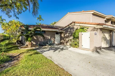 500 Bonnie Brae Way Hollywood FL 33021