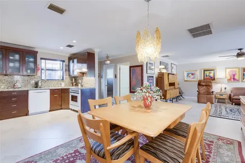 500 Bonnie Brae Way Hollywood FL 33021