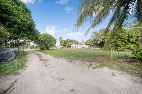 12900 SW 202nd Avenue Miami FL 33196