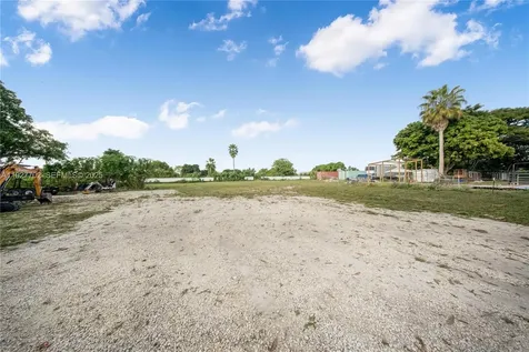 12900 SW 202nd Avenue Miami FL 33196