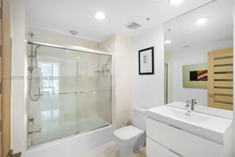 17301 Biscayne Boulevard North Miami Beach FL 33160