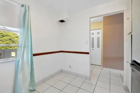 324 SE 10th Street Dania Beach FL 33004