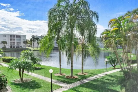 324 SE 10th Street Dania Beach FL 33004