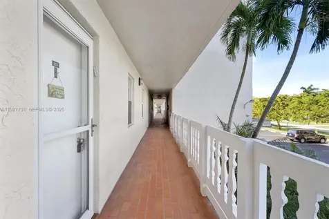 324 SE 10th Street Dania Beach FL 33004