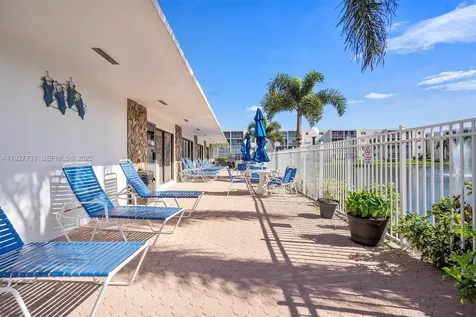 324 SE 10th Street Dania Beach FL 33004