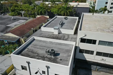 2268 SW 8th Street Miami FL 33135