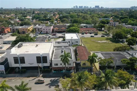 2268 SW 8th Street Miami FL 33135