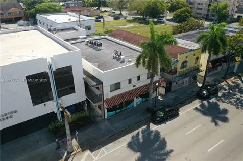 2268 SW 8th Street Miami FL 33135