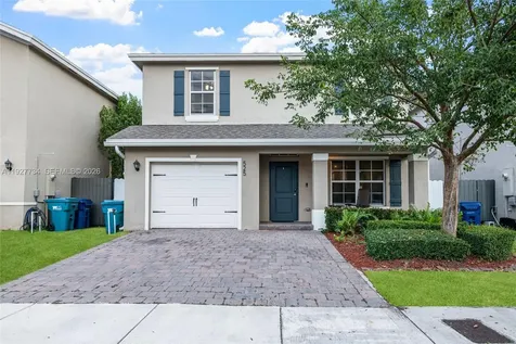 525 NE 6th Place Florida City FL 33034
