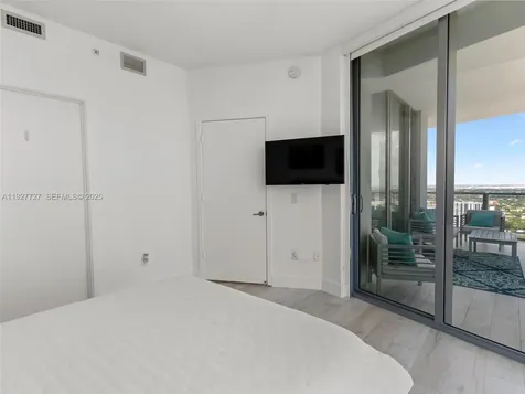 2900 NE 7th Avenue Miami FL 33137
