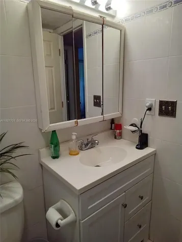 1000 Saint Charles Place Pembroke Pines FL 33026