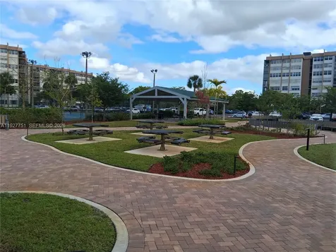 1000 Saint Charles Place Pembroke Pines FL 33026