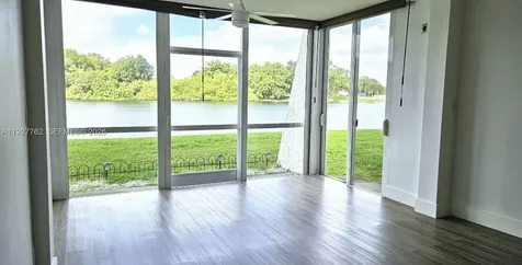 9450 Poinciana Place Davie FL 33324