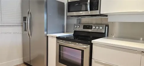 9450 Poinciana Place Davie FL 33324