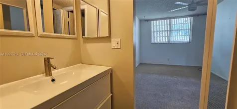 9450 Poinciana Place Davie FL 33324