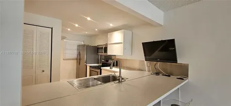 9450 Poinciana Place Davie FL 33324