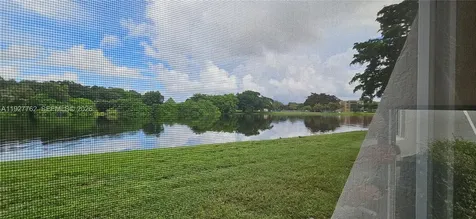 9450 Poinciana Place Davie FL 33324