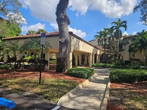 9450 Poinciana Place Davie FL 33324