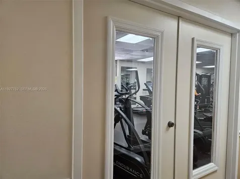 9450 Poinciana Place Davie FL 33324