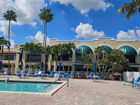 9450 Poinciana Place Davie FL 33324