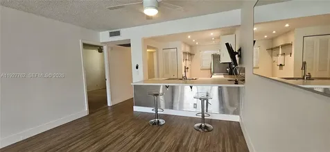 9450 Poinciana Place Davie FL 33324