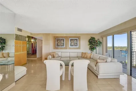 1201 S Ocean Drive Hollywood FL 33019