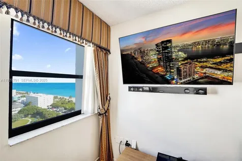 1201 S Ocean Drive Hollywood FL 33019